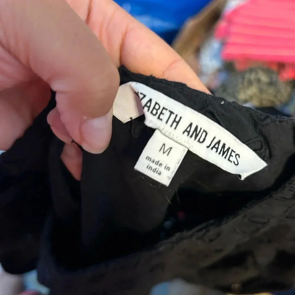 Elizabeth & James Black Eyelet Puff Sleeve Blouse - Picture 5 of 6